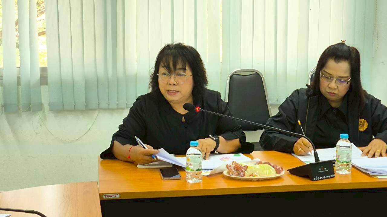 title - วันที่ 21 มกราคม 2569 นายวินัย เมฆดำ ผู้ตรวจราชการกรม ส.ป.ก. นายทินกร เพียภูเขียว ปฏิรูปที่ดินจังหวัดอุบลราชธานี และเจ้าหน้าที่ ส.ป.ก.อุบลราชธานี ร่วมประชุมติดตามแผนงาน ผลการดำเนินงาน ประจำปี พ.ศ.2569